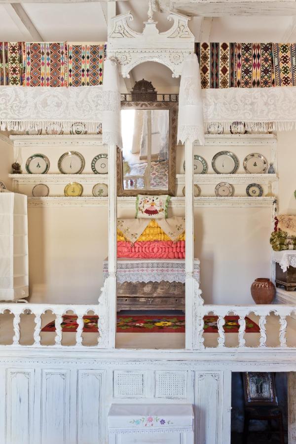 Traditional Karpathian House Menetai ภายนอก รูปภาพ